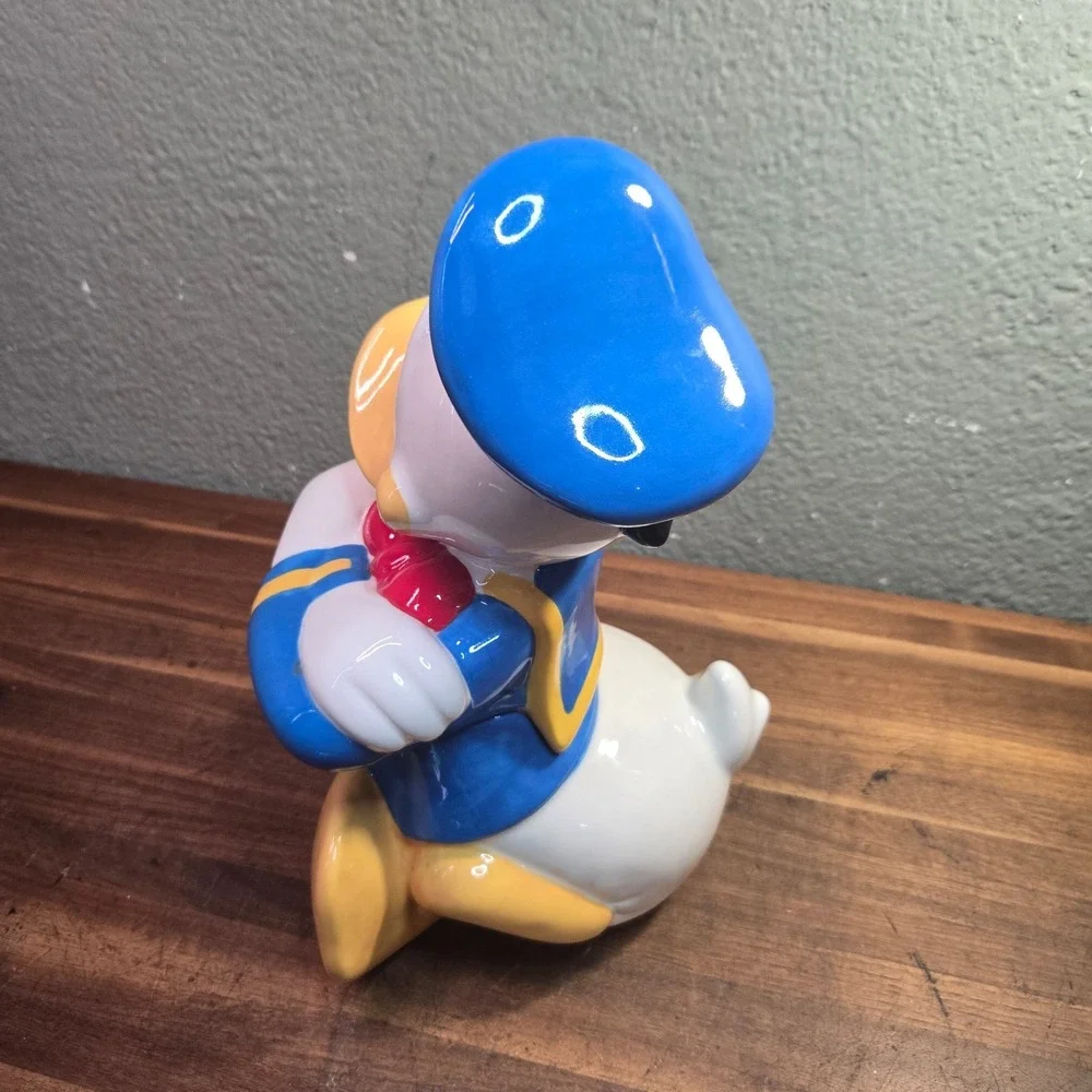 Walt Disney Treasure Craft Ceramic Donald Duck Collectible Cookie Jar Retired